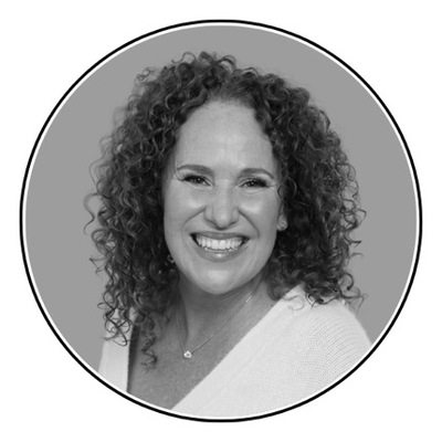 23_Elaine-Garza_Giant-Noise